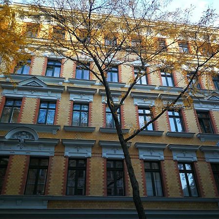 SCHÖNER WOHNEN IM DENKMAL - großzügig geschnitten, kostenfreies WLAN Leipzig Exterior foto